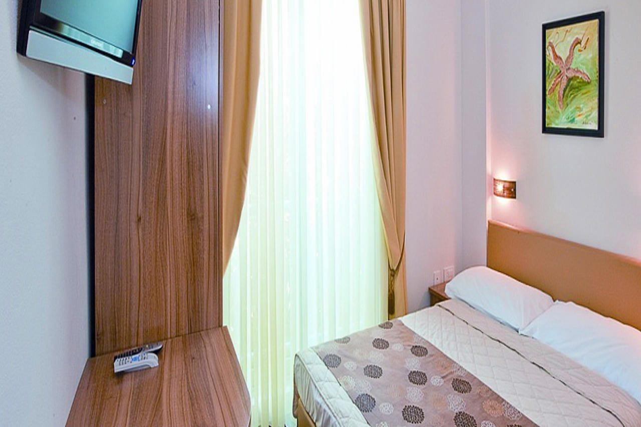 Hotel Sirena Podgora Kültér fotó